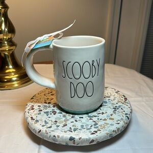Rae Dunn Scooby Doo coffee/ tea mug